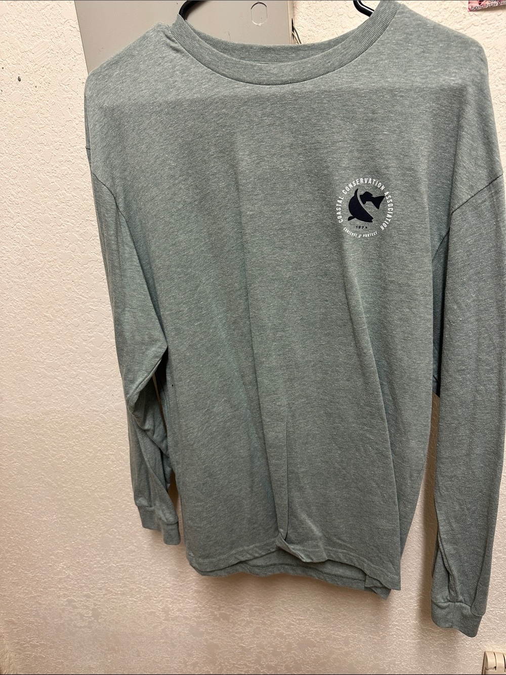 Men's Long-Sleeve Pocket Logo Tee in Heather Sage